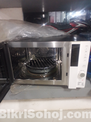 Microwave Oven